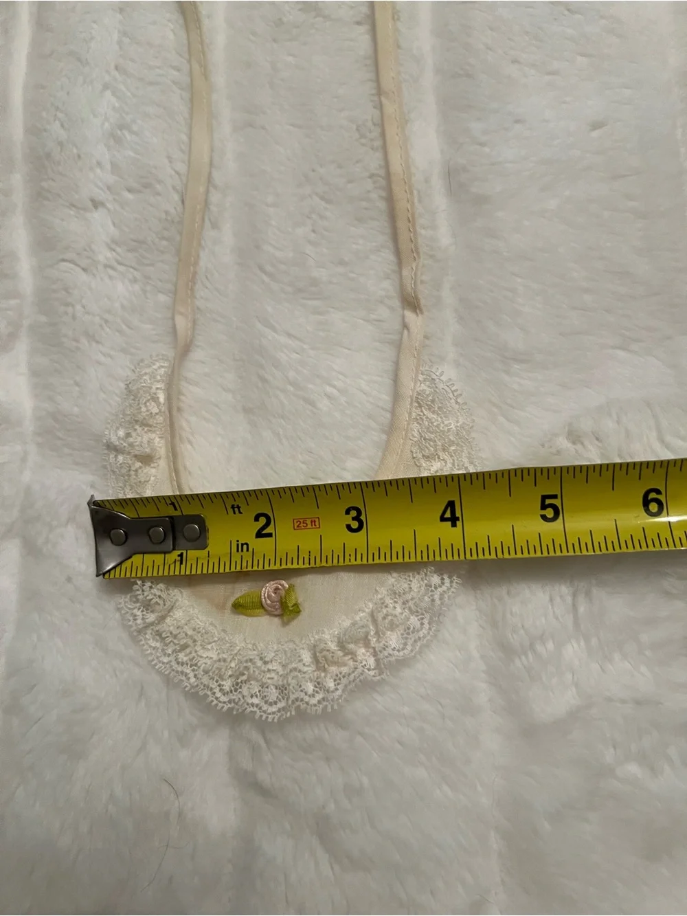 Vintage 1950’s Delicate Lace Trim Baby Bib in Cream with Rose Accent